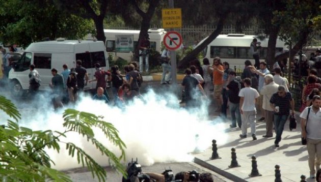 Taksimde Gezi Parkına polis müdahalesi