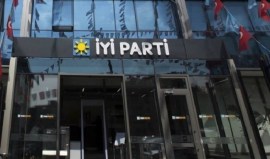 400 üye istifa etti