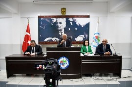 Başkan Posbıyık Belediye dükkanları için çözüm Ankarada