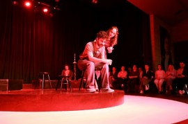 KDZ. EREĞLİDE “IŞILTILI HAŞERAT” OYUNUNA YOĞUN İLGİ